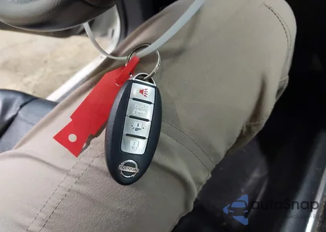 2016 Nissan Rogue Sl z USA, uszkodzony, nr VIN KNMAT2MVXGP710019